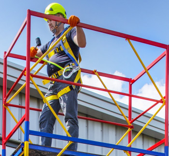 Що впливає на висоту вишки тури?